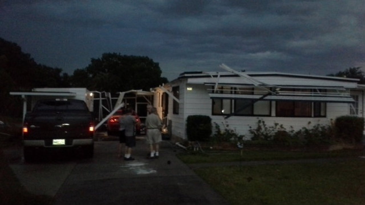 Microburst caused damage in Zellwood, National Weather Service...