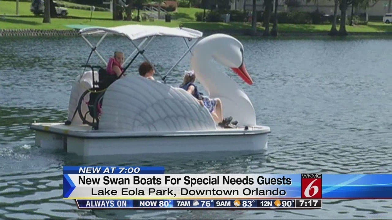 City of Orlando debuts new swan boat