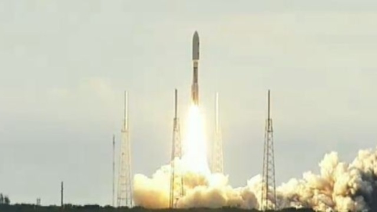 Atlas V rocket launches from Florida