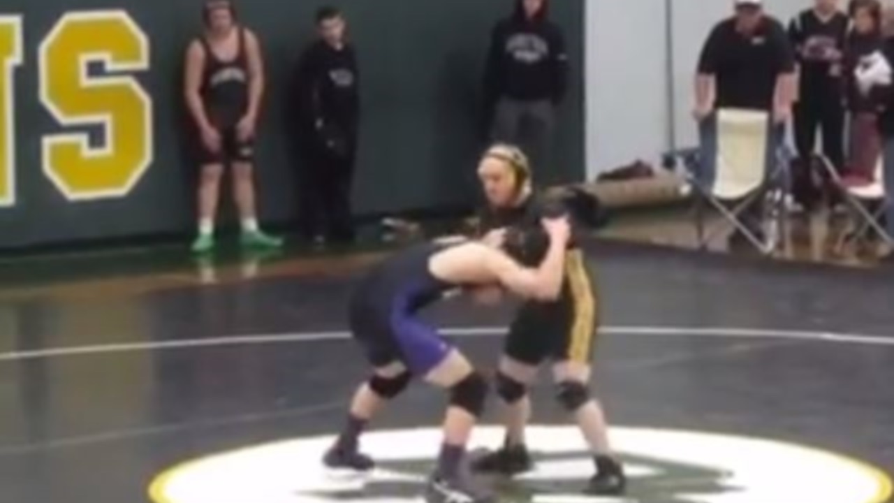 Wrestler lets opponent with Down syndrome win