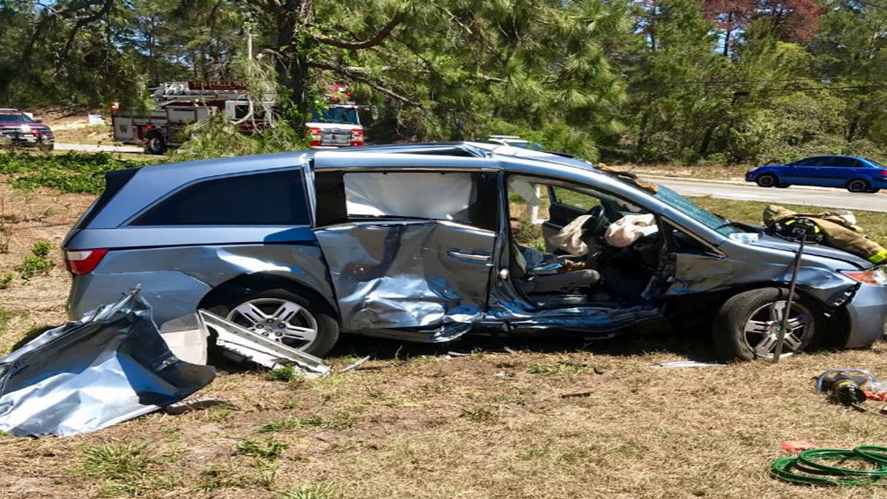 5 injured in 2vehicle crash in Titusville, fire department says