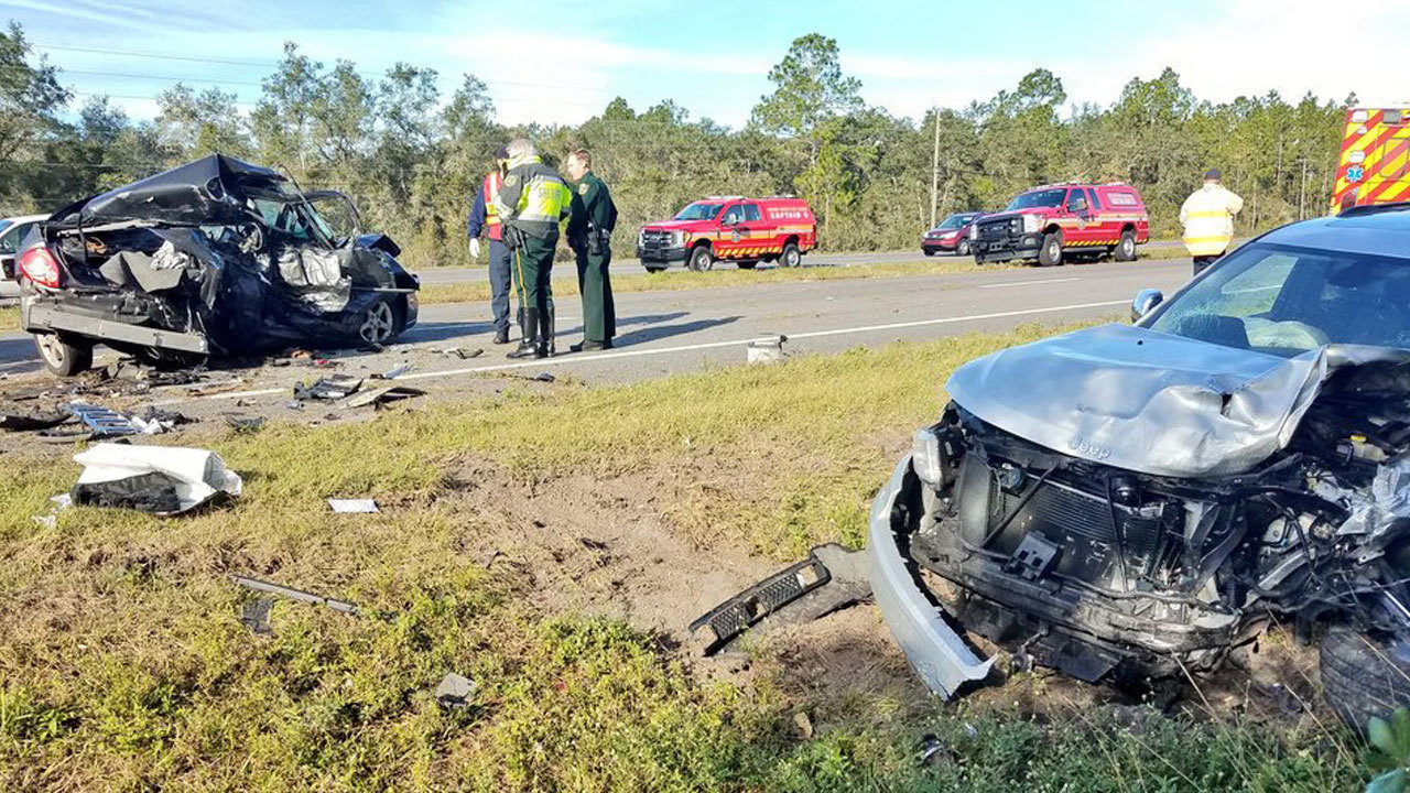 West SR 50 shut down after critical crash in Brevard County